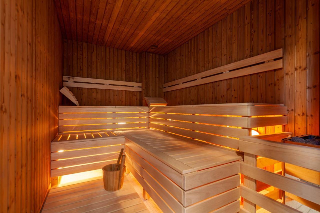 Tee Room Celadna & Wellness Екстер'єр фото